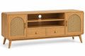Mueble bajo para televisión con detalles de entramado y estantes, marrón